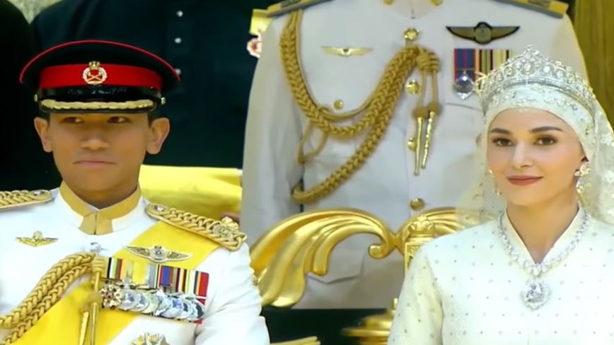 Μπρουνέι: Γλεντοκόπι 10 ημερών – Η ζωή σταμάτησε για τον υπερπολυτελή γάμο του πρίγκιπα Αμπντούλ Ματίν