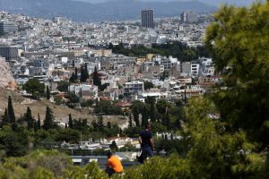 «Καλπάζουν» οι τιμές των ακινήτων – Οι πιο ακριβές και οι πιο φθηνές περιοχές [πίνακες]