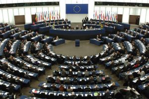 Πέρασε το ψήφισμα κόλαφος για το κράτος δικαίου στην Ελλάδα