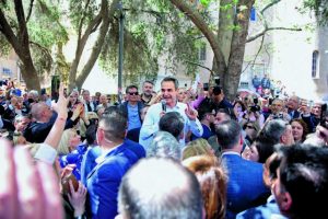 Tι φέρνει η αναδόμηση στο Μαξίμου