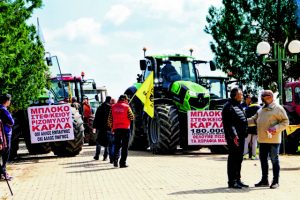 Εξορμήσεις Κασσελάκη πριν τον ντύσουν στο χακί