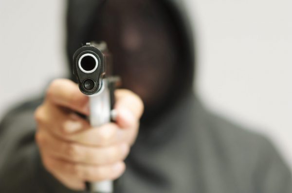 Μπράβος Ρώσου μαφιόζου εκτελεστή είχε πυροβολήσει 16χρονο στο Λαγονήσι – Πώς συνδέεται με τη Greek Mafia