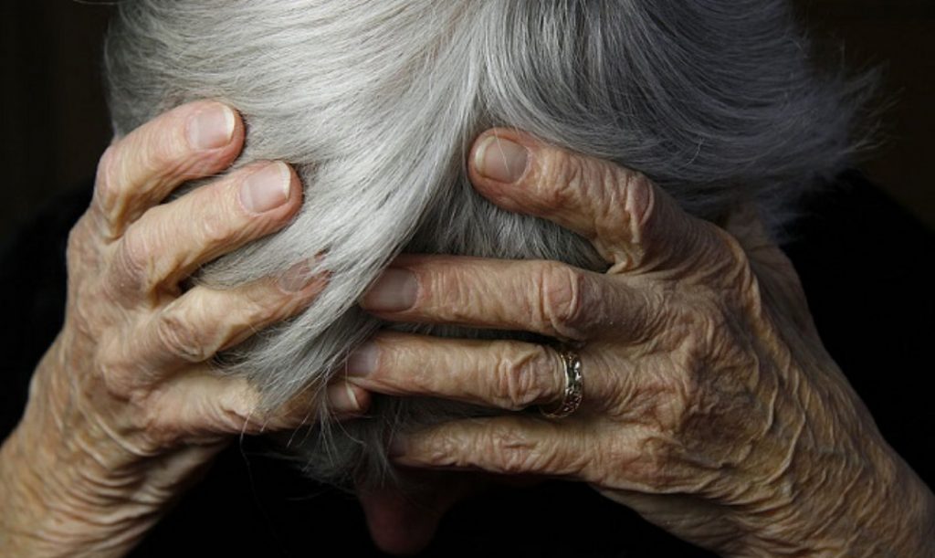 Ιωάννινα: Παρίσταναν γιατρούς και απέσπασαν συνολικά 153.000 ευρώ από ηλικιωμένους
