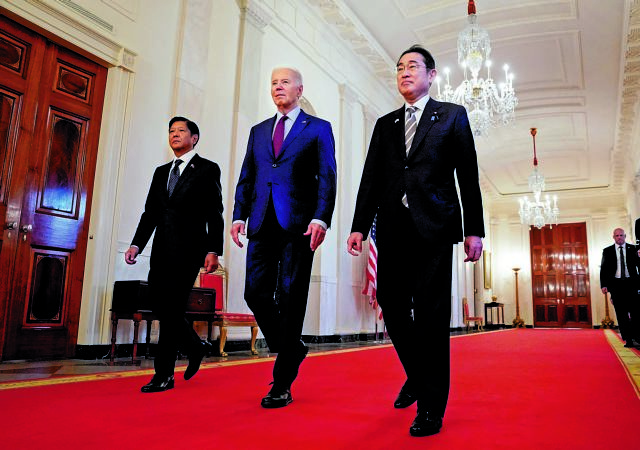 ΗΠΑ – Ιαπωνία – Φιλιππίνες ενώνουν δυνάμεις κατά της κινεζικής απειλής