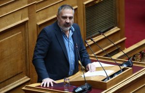 Ανεξαρτητοποιήθηκε και ο βουλευτής Γιάννης Δημητροκάλλης από τους «Σπαρτιάτες»