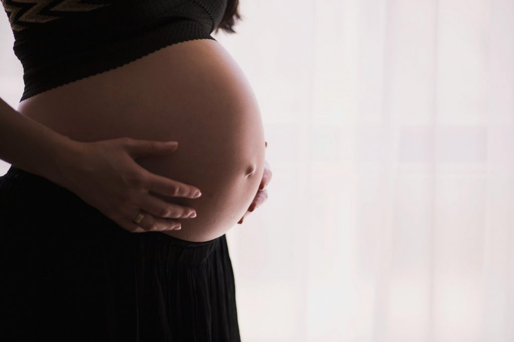Μιχαηλίδου: Την Τετάρτη σε λειτουργία η πλατφόρμα για το επίδομα μητρότητας σε μη μισθωτές