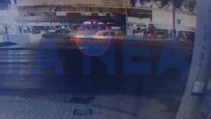 Τρομακτικό βίντεο ντοκουμέντο: Η στιγμή που αυτοκίνητο παρασύρει τη 17χρονη στη Λεωφόρο Αθηνών