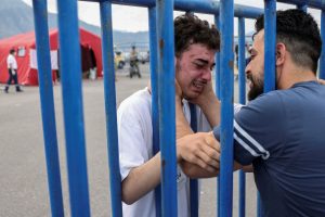 Πέρασε ένας χρόνος κι ακόμα να αποδοθεί δικαιοσύνη – «Βέλη» οργανώσεων για το ναυάγιο της Πύλου