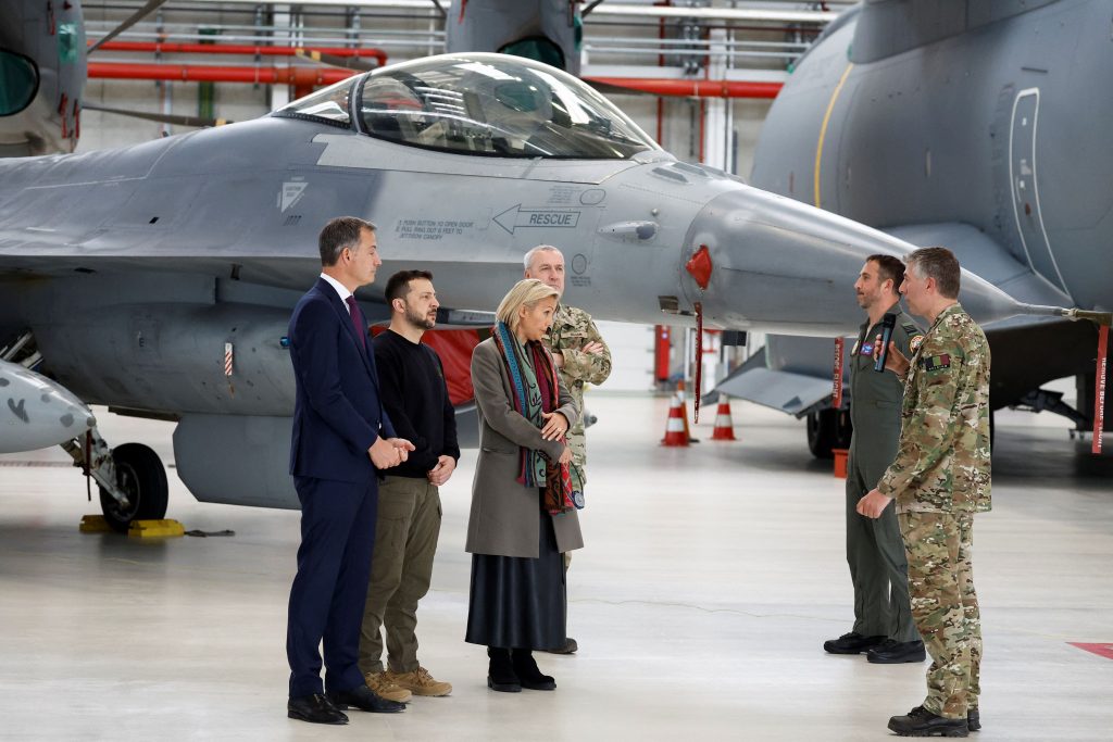 Ουκρανία: «Λένε ότι τα F-16 είναι το μάννα εξ ουρανού αλλά…» – Τι αποκαλύπτουν οι πιλότοι