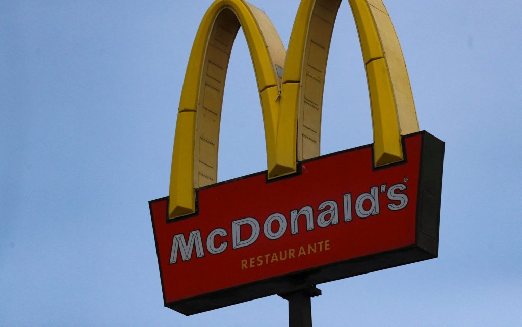 Τεχνητή νοημοσύνη: Αποσύρθηκε από τα McDonald’s σύστημα που τα θαλάσσωσε με τις παραγγελίες