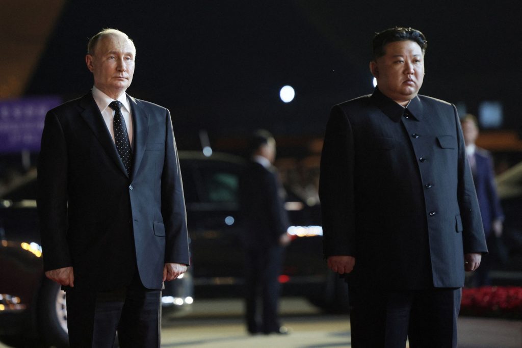 Βόρεια Κορέα: Το δώρο του Κιμ Γιονγκ Ουν στον Βλαντιμίρ Πούτιν (εικόνα)