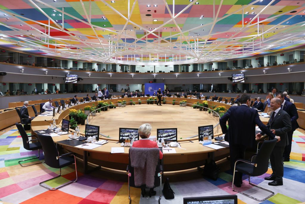 ΕΕ:  – Τι συμφώνησαν για άμυνα, Μέση Ανατολή και Ουκρανία