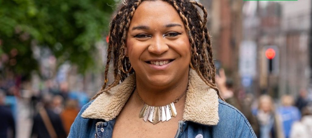 Η πρώτη μαύρη τρανς βουλεύτρια στο Κοινοβούλιο του Ηνωμένου Βασιλείου