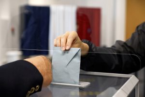 Εκλογές στη Γαλλία: Ξεκίνησε και επίσημα η προεκλογική περίοδος