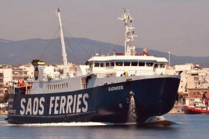 Φολέγανδρος: Πρόσκρουση πλοίου στο λιμάνι – Πέντε τραυματίες