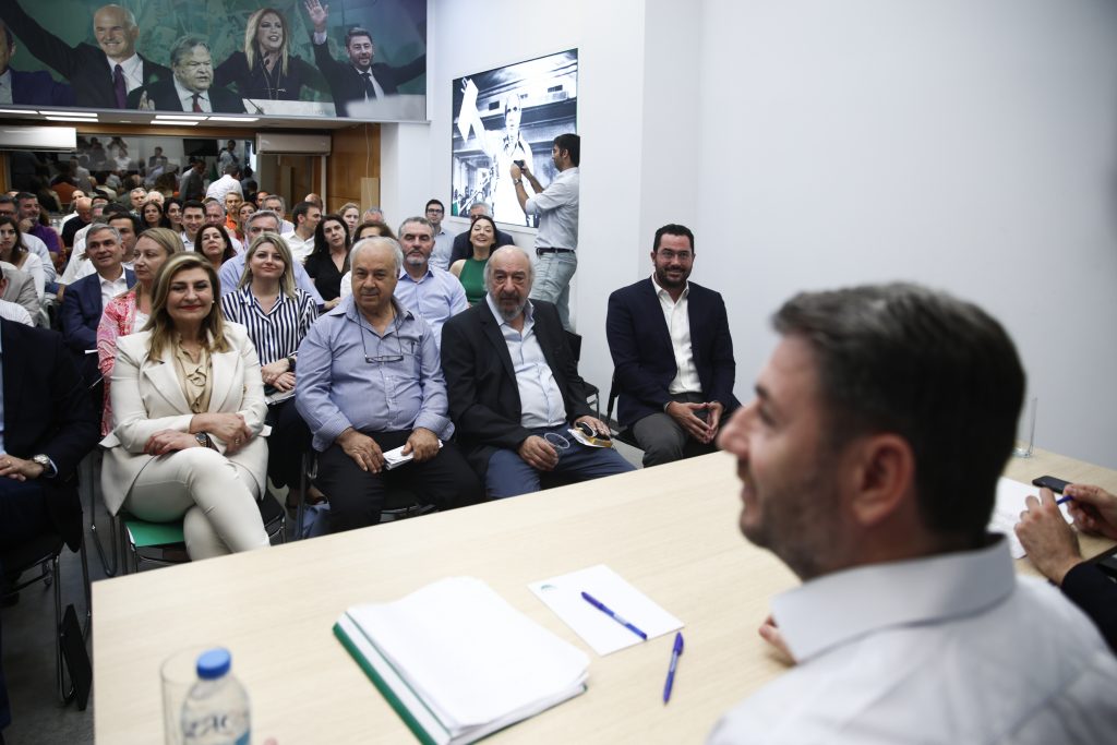 ΠΑΣΟΚ: Κάνει πίσω ο Ανδρουλάκης – Δεν πάει σε εκλογές ενώ το είχε σχεδόν αποφασίσει