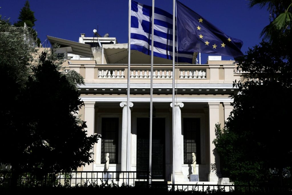 Απάντηση Μαξίμου σε ΣΥΡΙΖΑ και Κασσελάκη για το πόθεν έσχες: Η πλατφόρμα είναι ανοιχτή και τον περιμένει