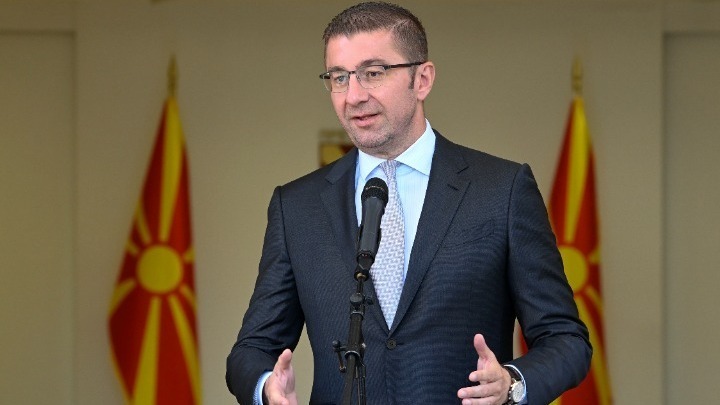 Προκαλεί ξανά ο πρωθυπουργός Μίτσκοσκι – Αποκάλεσε τρεις φορές «Μακεδονία» τη χώρα του