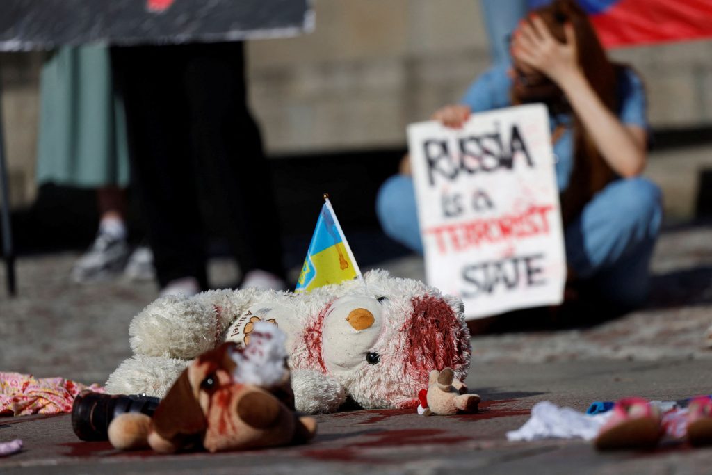 Ουκρανία: Ημέρα πένθους για τους 41 νεκρούς από τα μαζικά πλήγματα των ρωσικών δυνάμεων