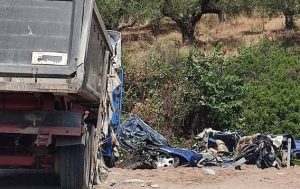 Τραγωδία στη Μεσσηνία: Φρουρούμενος ο οδηγός της νταλίκας – Είχε εμπλακεί και σε άλλο θανατηφόρο τροχαίο