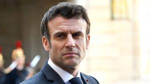 Εκλογές Γαλλία: «Δεν θα συγκυβερνήσουμε με τον Μελανσόν», δηλώνει ο Μακρόν