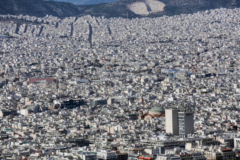 Καύσωνας: Πόσο μεγάλο ρόλο παίζει το γεγονός ότι η Αθήνα είναι τσιμεντούπολη