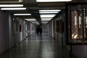Φυλακές Σταυρακίου: Κοκαΐνη σε φρεάτιο εντοπίστηκε σε νέα έρευνα – Στον ανακριτή οι 8 κατηγορούμενοι