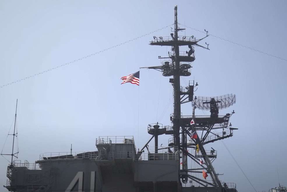 Γιατί το παντοδύναμο ναυτικό των ΗΠΑ δεν μπορεί να νικήσει του Χούθι