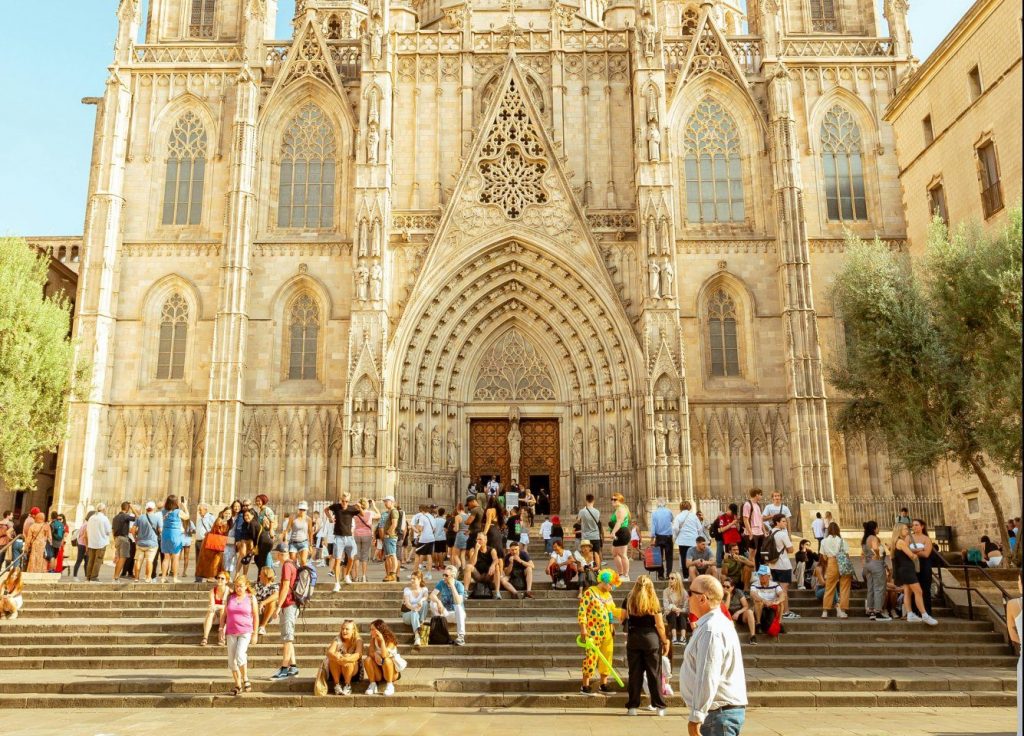 Ισπανία: Αναμένεται ρεκόρ στον αριθμό των τουριστών αυτό το καλοκαίρι
