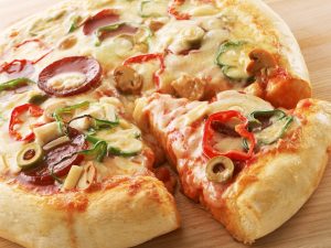 Σκάνδαλο με μολυσμένες πίτσες – Η εταιρεία που κατηγορείται για το θάνατο δύο παιδιών