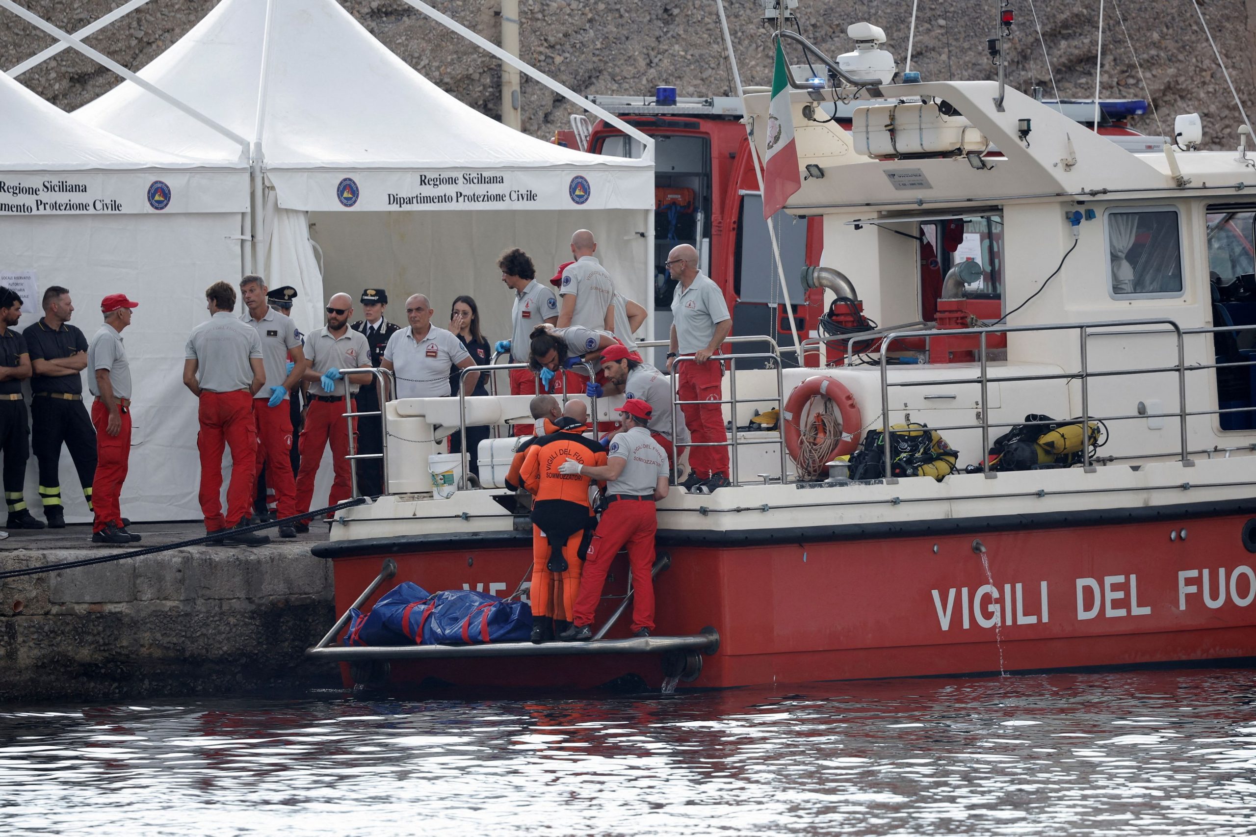 Ναυάγιο στη Σικελία: Ξεκινά έρευνα για πιθανή ανθρωποκτονία – Στο επίκεντρο οι ευθύνες των μελών του πληρώματος