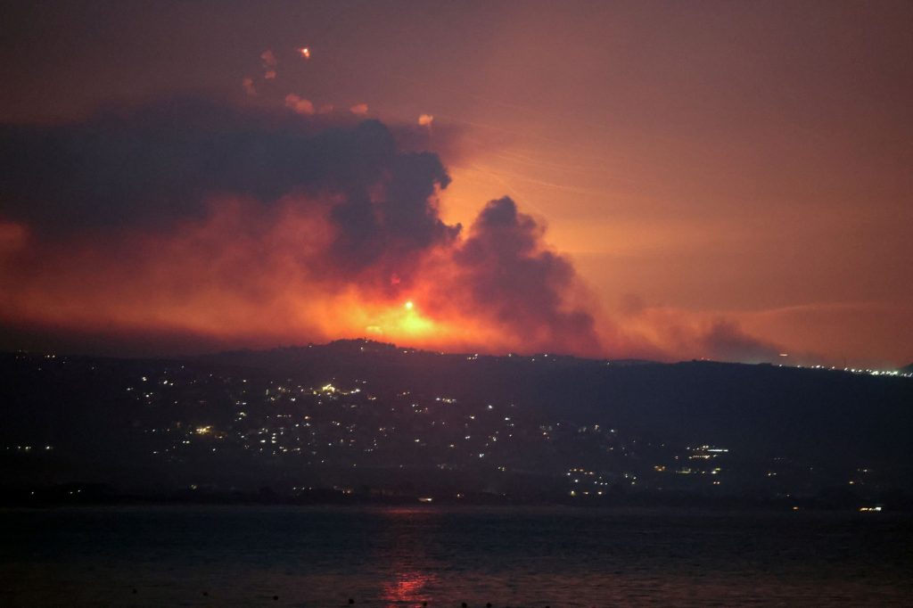 Μέση Ανατολή: Ισραήλ και Χεζμπολάχ ανταλλάσσουν χτυπήματα – Σε επιφυλακή οι ΗΠΑ