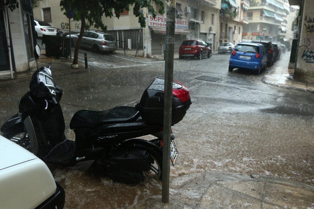 Κακοκαιρία στην Αττική: Έρχονται εντονότερα και μεγαλύτερης διάρκεια φαινόμενα – Προειδοποίηση Κολυδά