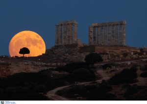 Πανσέληνος: Πότε είναι φέτος το «φεγγάρι του οξύρυγχου»