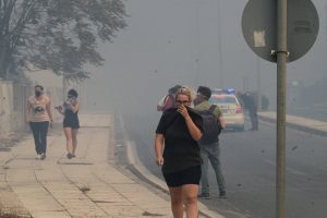 Ατμοσφαιρική ρύπανση: Αέρας – δηλητήριο και ασφυξία από τον καπνό στην Αττική