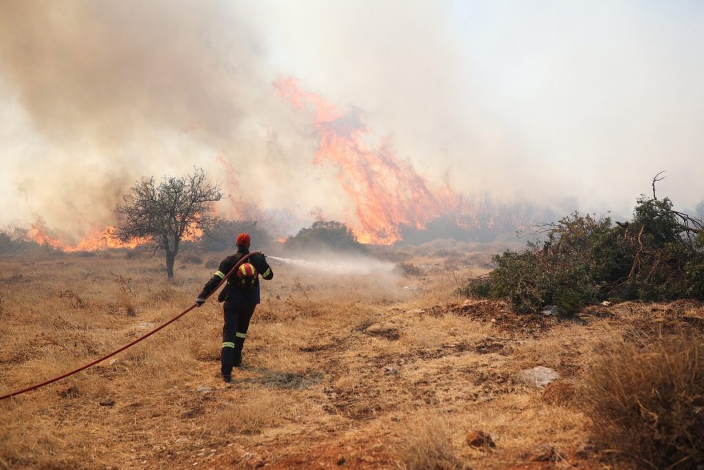 Υψηλός κίνδυνος φωτιάς το Σάββατο στην Αττική – Συναγερμός για πέντε περιφέρειες