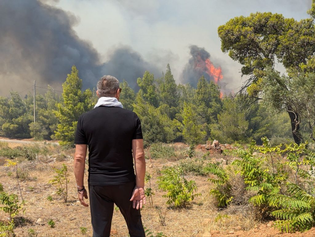 Ελληνική Πνευμονολογική Εταιρεία: Συστάσεις προστασίας για τον καπνό και τα σωματίδια