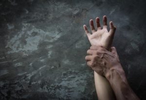 Διδυμότειχο: Έζησε τη φρίκη για 22 μέρες στα χέρια του συντρόφου της – Πώς γλίτωσε η μητέρα 5 παιδιών
