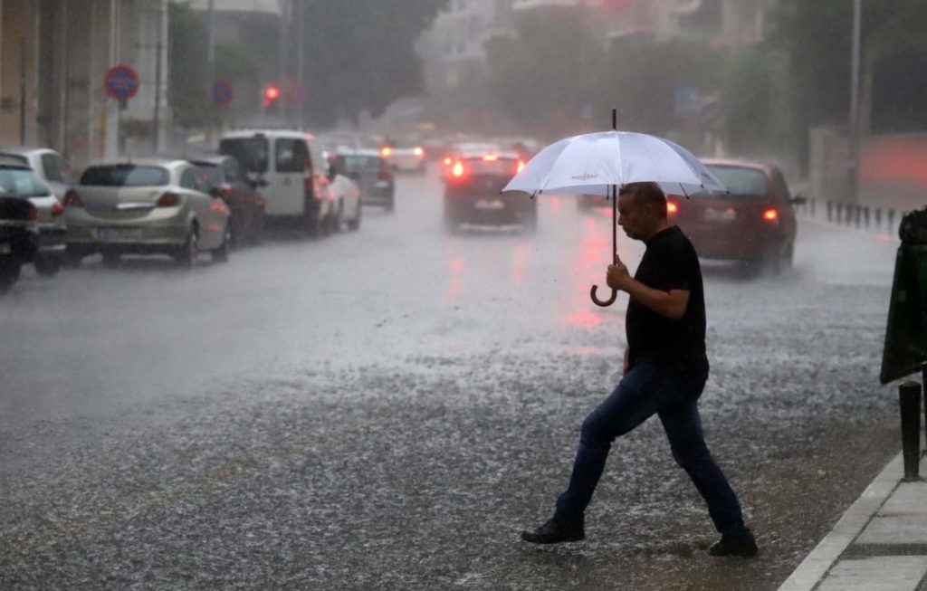 Έρχεται νέα επιδείνωση του καιρού με βροχές και καταιγίδες – Πού και πότε θα «χτυπήσουν»