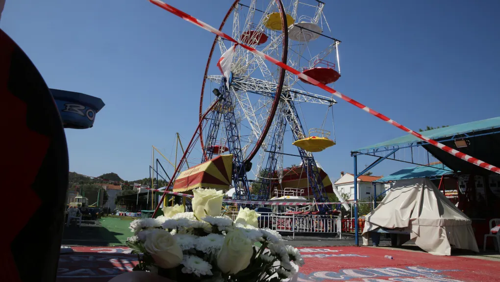 Χαλκιδική: Προθεσμία για να απολογηθεί πήρε η δήμαρχος Κασσάνδρας – «Δεν έχω ελεγκτικό μηχανισμό» επιμένει για το λούνα παρκ