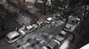 Δίκη για Μάτι: «Μας άφησαν να καούμε, δεν υπήρχε σχέδιο εκκένωσης» – Νέες συγκλονιστικές καταθέσεις για τις κρίσιμες ώρες