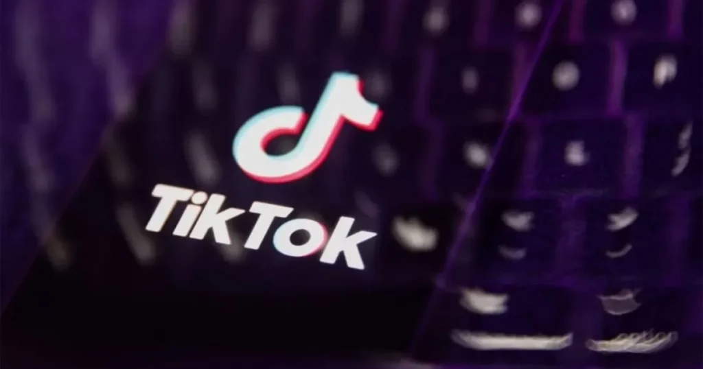 TikTok: Η νέα τρέλα και τα επικίνδυνα «γιατροσόφια»