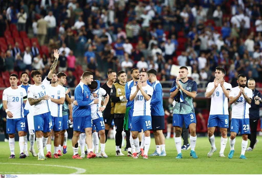 Ελλάδα – Ιρλανδία 2-0: Εθνικάρα-ομαδάρα και φύγαμε για… τελικό (Βίντεο)