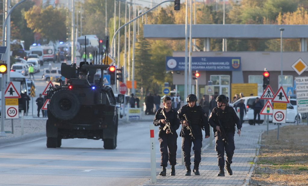 Τουρκία: Τρομοκρατική επίθεση στην Αεροδιαστημική Βιομηχανία – Νεκροί και τραυματίες