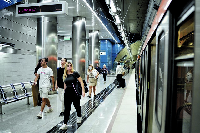 Παράταση της λειτουργίας των μέσων σταθερής τροχιάς