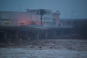 Φονικές πλημμύρες στην Ισπανία: Στους 51 οι νεκροί – Εικόνες βιβλικής καταστροφής