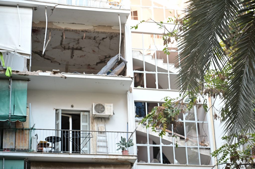 Έκρηξη στους Αμπελόκηπους: «Θα έχουμε ακόμα δύο συλλήψεις» – Τι λέει ο Καλλιακμάνης