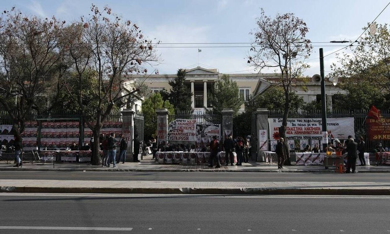 Πότε κλείνουν οι δρόμοι στο κέντρο της Αθήνας για το Πολυτεχνείο