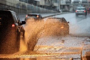 Έρχεται η κακοκαιρία Bora: Έκτακτο δελτίο της ΕΜΥ – Ισχυρές βροχές, καταιγίδες και χιόνια