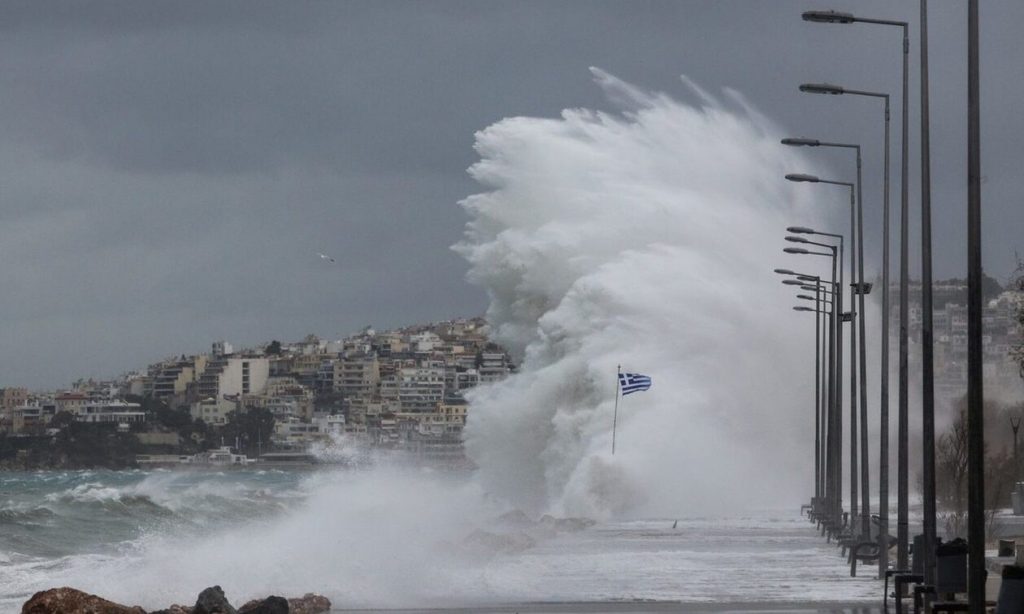 Καιρός: Έκτακτο δελτίο θυελλωδών ανέμων από την ΕΜΥ – Ποιες περιοχές θα «χτυπήσουν»